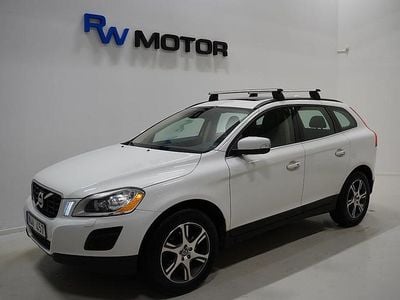 Begagnad Volvo XC60 Momentum 163 HK (119 kW) 2012 Vit SUV