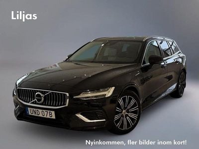 Svart Begagnad 2021 Volvo V60 Inscription Kombi | 259 000 kr