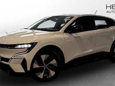 Begagnad Renault Megane E-Tech Equilibre 95 kW (130 HK) 2022 Halvkombi