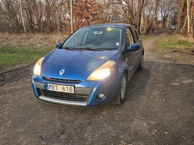 Begagnad 2012 Renault Clio R.S. Halvkombi | 32 000 kr (Marknadspris)