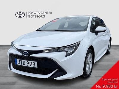 Begagnad Toyota Corolla Hybrid Active 124 HK (91 kW) 2022 Vit Halvkombi