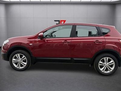 Begagnad Nissan Qashqai 143 HK (105 kW) 2012 Röd SUV
