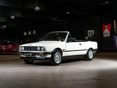 Vit Begagnad 1987 BMW 325 Cab | 375 325 kr