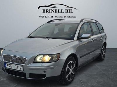 Silver Begagnad 2005 Volvo V50 Kombi | 27 000 kr (Dyr)