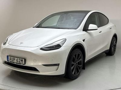 Vit Begagnad 2022 Tesla Model Y Long Range AWD SUV | 279 000 kr (Bra pris)