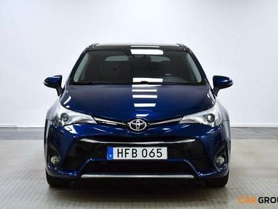 Begagnad Toyota Avensis Active 147 HK (108 kW) 2015 Mörkblå (blå) Kombi