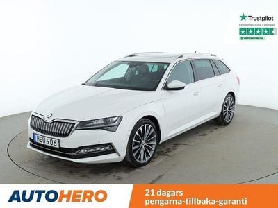 Vit Begagnad 2020 Skoda Superb LAURIN & KLEMENT Kombi | 284 000 kr (Marknadspris)
