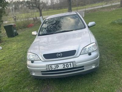 begagnad Opel Astra 5-dörrar 1.6