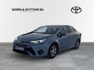 Begagnad Toyota Avensis Active 154 HK (113 kW) 2015 Grå Sedan