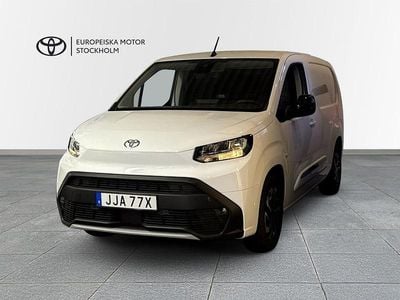 Vit Begagnad 2024 Toyota Proace City City Minibuss | 339 900 kr (Bra pris)