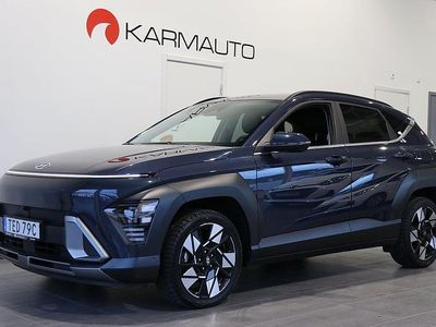 Blå Begagnad 2024 Hyundai Kona Advanced SUV | 304 900 kr (Marknadspris)