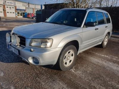 Begagnad Subaru Forester 126 HK (92 kW) 2005 Silver SUV