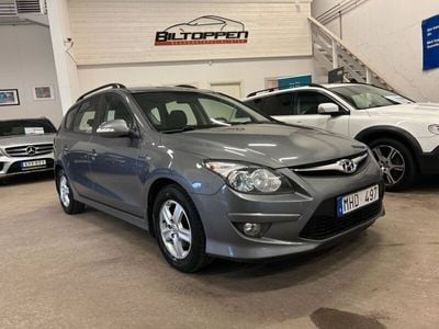 begagnad Hyundai i30 1.6 CRDi 116hk Motorvärmare / S+V / Nyservad