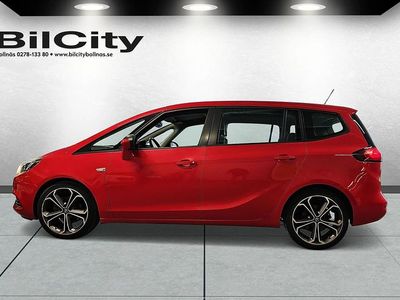 Begagnad Opel Zafira Tourer 142 HK (104 kW) 2017 Röd Minibuss