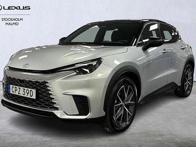 Silver Begagnad 2025 Lexus LBX SUV | 379 000 kr (Marknadspris)
