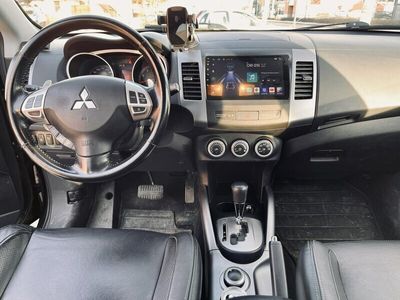 begagnad Mitsubishi Outlander 2.4 4WD CVT Euro 4, 2 ägare.ny skatt