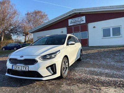 Vit Begagnad 2021 Kia Ceed Sportswagon Advance Kombi | 239 000 kr (Marknadspris)