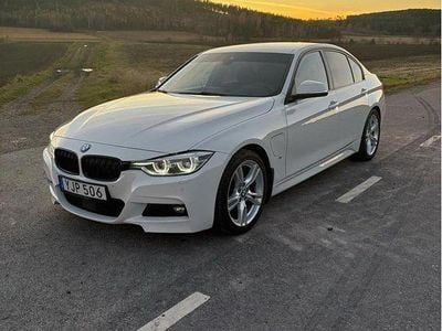 BMW 330e