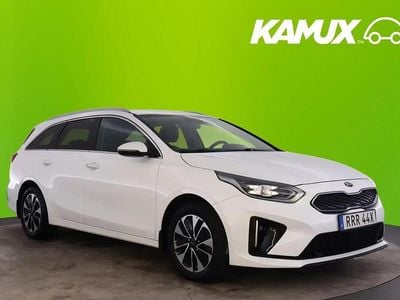 Begagnad Kia Ceed 141 HK (103 kW) 2021 Vit Halvkombi