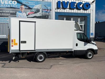 begagnad Iveco Daily Daily35S14 Skåp och Lift Euro6