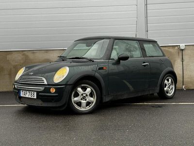 begagnad Mini Cooper (116hk) S&V hjul/Låga mil/Sv-Såld/AC