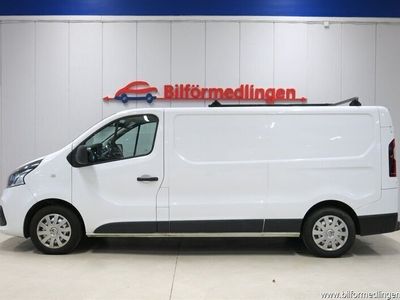 begagnad Renault Trafic 1.6 dCi Skåp 115hk Drag Markis Navi Moms Svensksåld