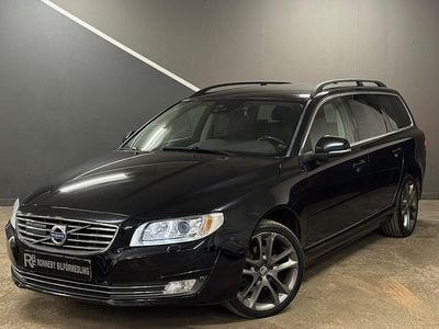Svart Begagnad 2015 Volvo V70 Momentum Kombi | 144 900 kr (Marknadspris)