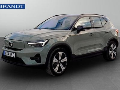 Grön Begagnad 2023 Volvo XC40 Single Motor SUV | 369 900 kr (Dyr)