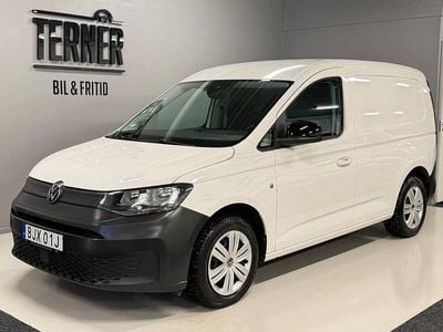 Vit Begagnad 2021 VW Caddy Minibuss | 169 000 kr (Marknadspris)