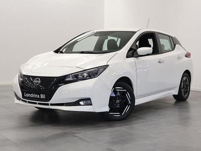 Begagnad Nissan Leaf 110 kW (150 HK) 2022 Vit Halvkombi