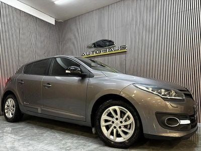 Begagnad Renault Mégane III LIMITED 110 HK (80 kW) 2014 Grå Halvkombi