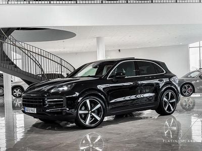 Begagnad Porsche Cayenne 470 HK (345 kW) 2023 Svart SUV