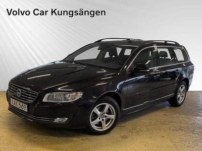Mörkblå Begagnad 2015 Volvo V70 Momentum Kombi | 189 900 kr (Dyr)