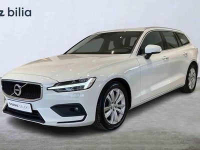 Vit Begagnad 2021 Volvo V60 Kombi | 289 900 kr (Marknadspris)