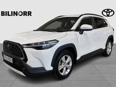 Begagnad Toyota Corolla Cross Style 200 HK (147 kW) 2023 Vit SUV