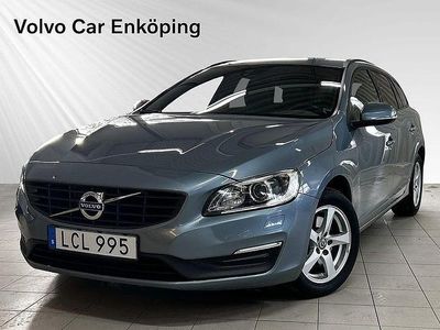 Blå Begagnad 2018 Volvo V60 Standard Kombi | 169 900 kr