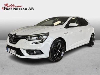 Begagnad Renault Mégane IV Bose Edition 132 HK (97 kW) 2018 Vit Halvkombi