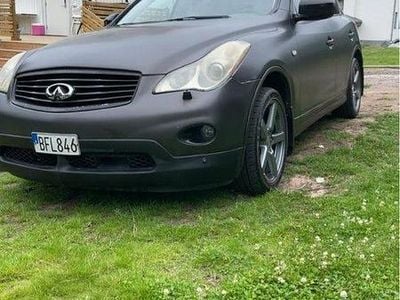 Begagnad Infiniti Ex35 301 HK (221 kW) 2008 SUV