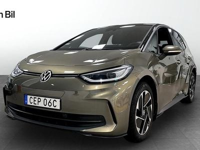 Begagnad VW ID.3 Pro Performance 239 kW (326 HK) 2024 Grön Halvkombi