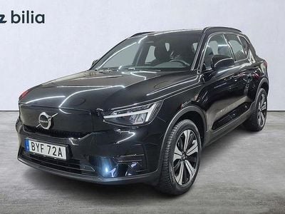 Svart Begagnad 2022 Volvo XC40 Core SUV | 324 900 kr