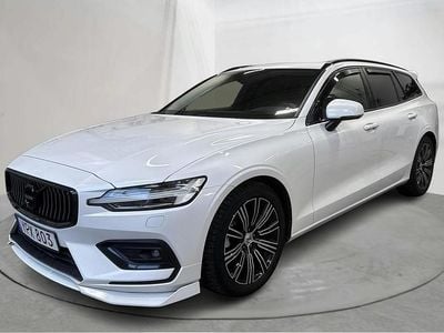 Begagnad Volvo V60 Inscription 310 HK (228 kW) 2019 Vit Kombi