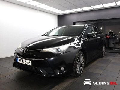 Begagnad Toyota Avensis Edition 150 HK (110 kW) 2017 Svart Kombi