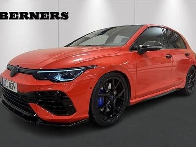 Svart Begagnad 2024 VW Golf VIII R Halvkombi | 499 900 kr