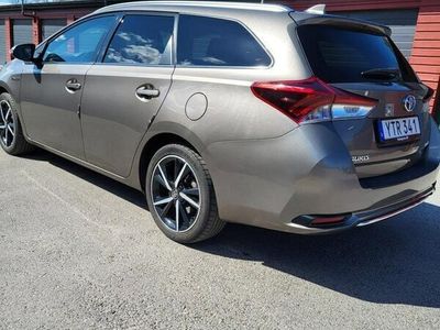 Toyota Auris Touring Sports