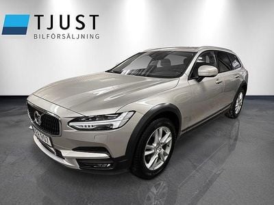 Begagnad Volvo V90 CC SE 190 HK (139 kW) 2018 Ljusbrun Kombi