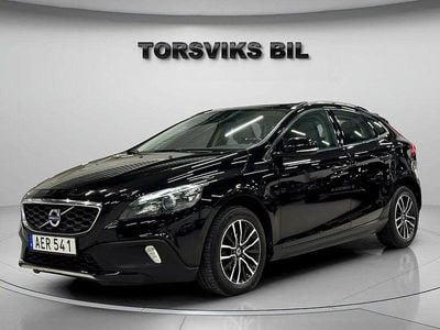 Begagnad Volvo V40 Summum 150 HK (110 kW) 2014 Svart Halvkombi