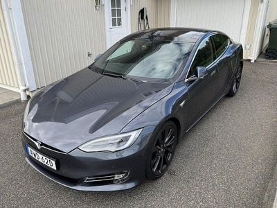Midnight silver metallic Begagnad 2019 Tesla Model S Halvkombi | 329 000 kr (Dyr)