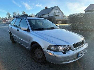 Begagnad 2004 Volvo V40 Kombi | 16 500 kr (Marknadspris)
