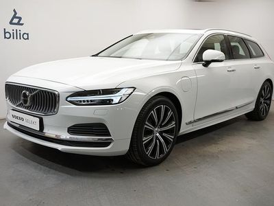 Vit Begagnad 2021 Volvo V90 Inscription Kombi | 339 900 kr (Marknadspris)