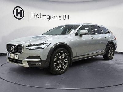 Begagnad Volvo V90 CC Inscription 235 HK (172 kW) 2017 Silver Kombi